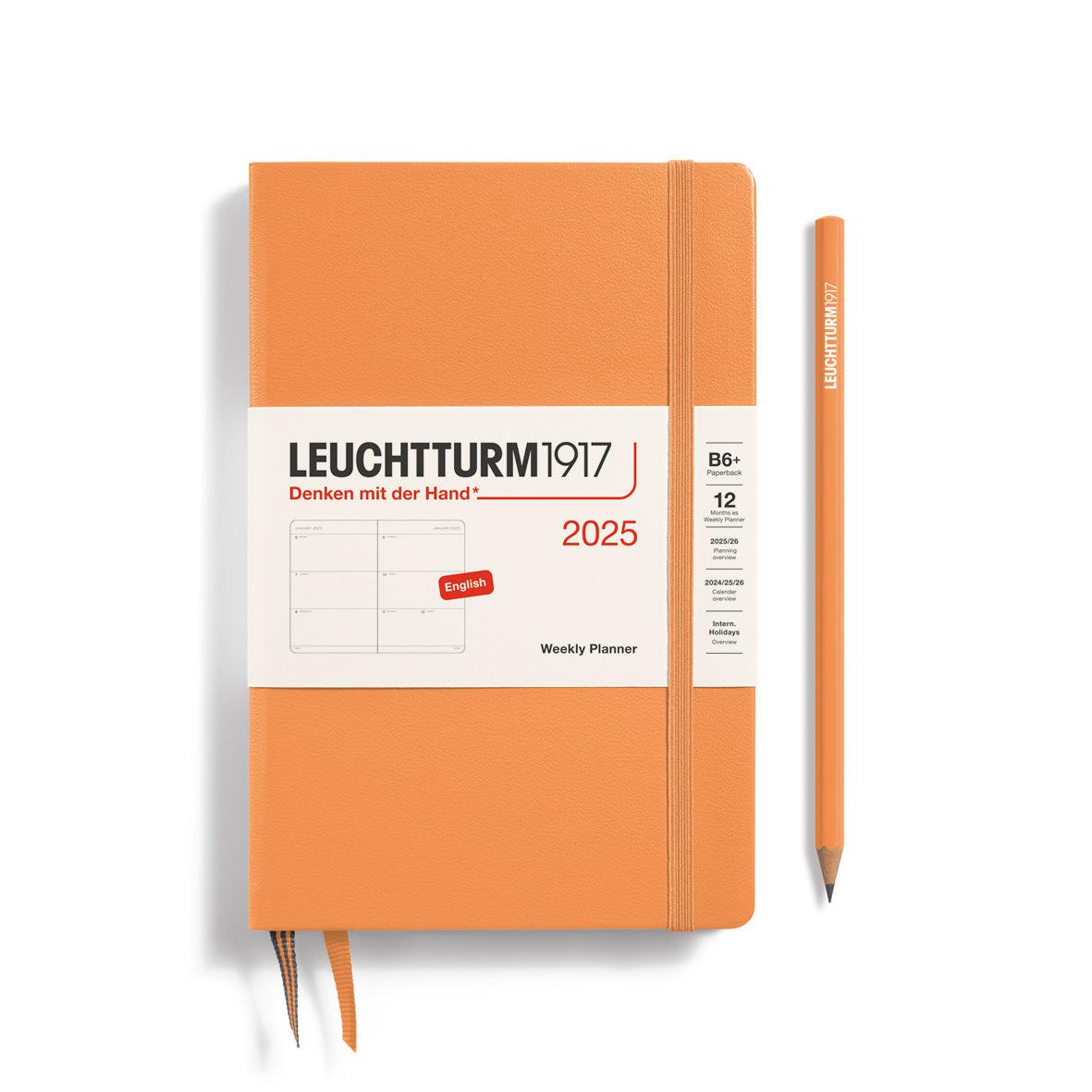 LCHT Agenda B6+ Semainier Rigide - Anglais-Agenda-Leuchtturm 1917-2025-Apricot-B6+-Papeterie du Dôme